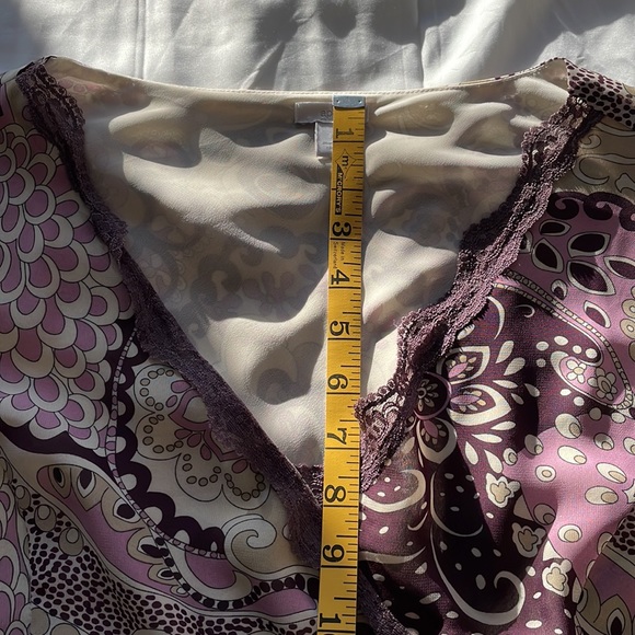 Apt.9 Career V-Neck Fully Lined Top Lace trim flared sleeves- tan & purple- L - Picture 12 of 15